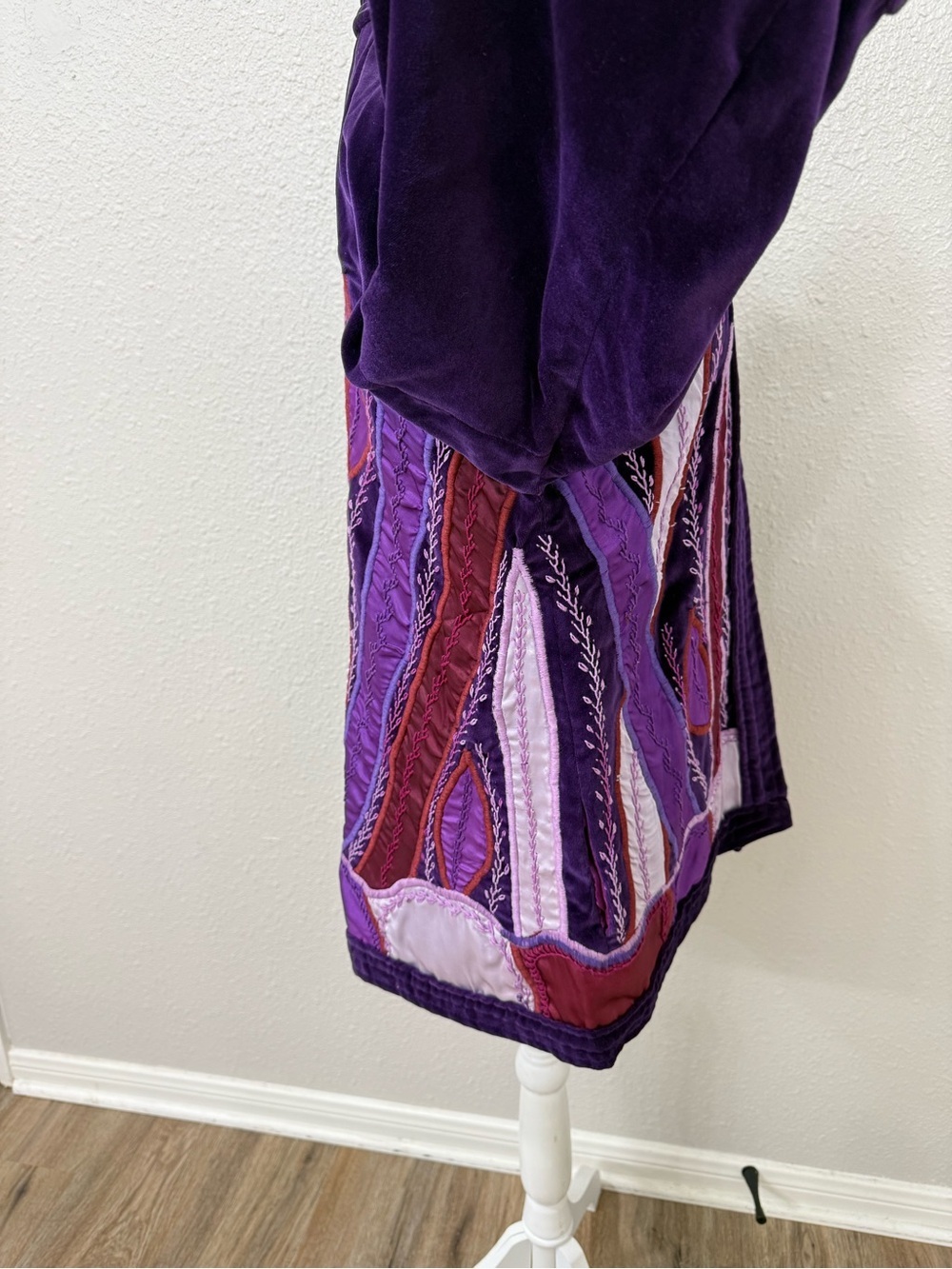 Vintage Colorim Judith Roberts Purple Velvet Wearable Art Jacket Embroidered Kim - Picture 7 of 12